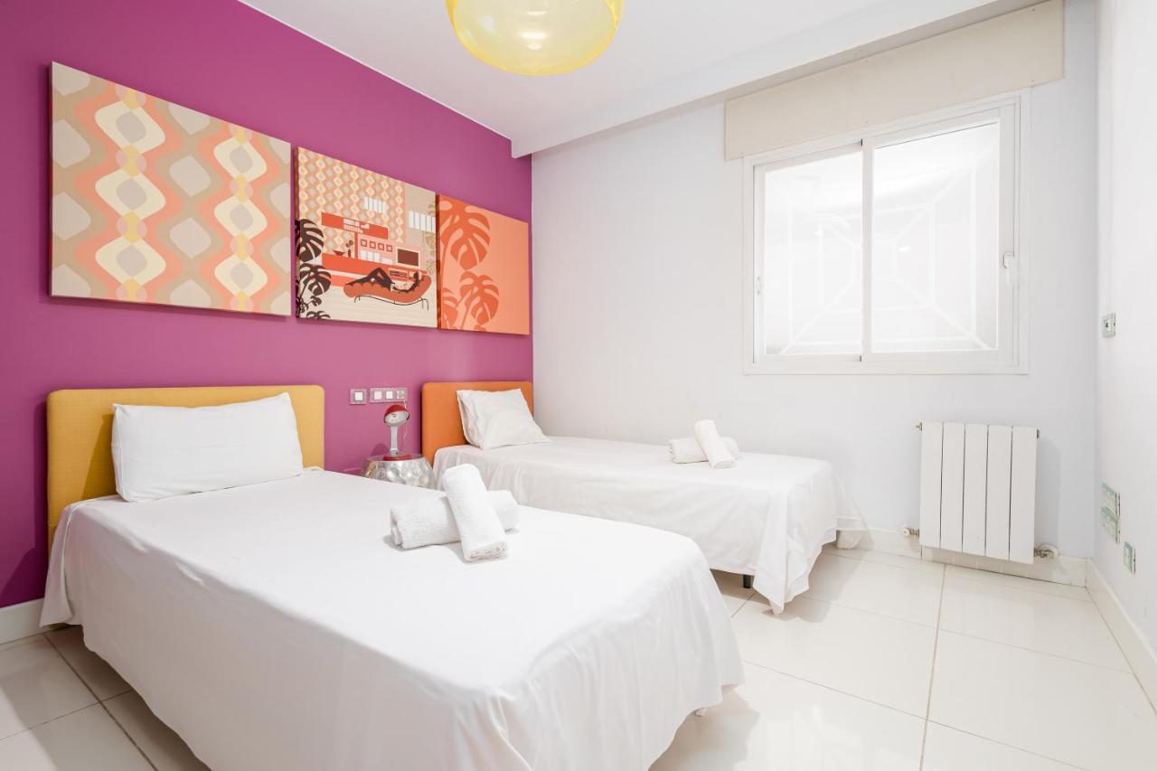 Puerto Banus, Edificio Tembo, 2 Bedroom Apartment, Parking And Pool * Marbella